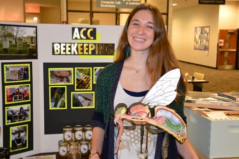 Alison and her bee presentation.