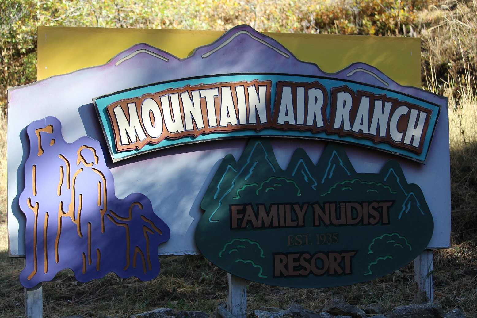 Nudist Resort Restores Broken Faith in My Naked Body – The Arapahoe Pinnacle