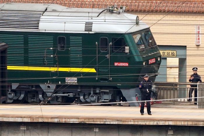 The+armored+train+that+North+Korean+leaders+have+used+to+travel+to+China%2C+image+via+Jason+Lee%2C+ABC.