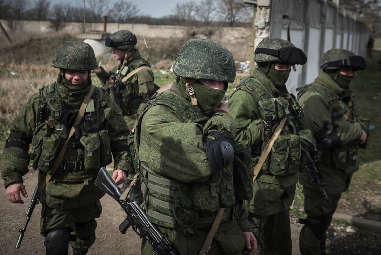 Russian Special Forces without identification markings in Crimea 2014 Picture by SERGEY PONOMAREV via NYT